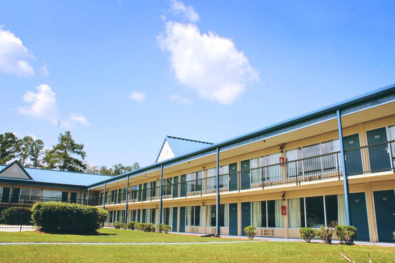 Residence Hub Inn And Suites Marianna Exteriér fotografie