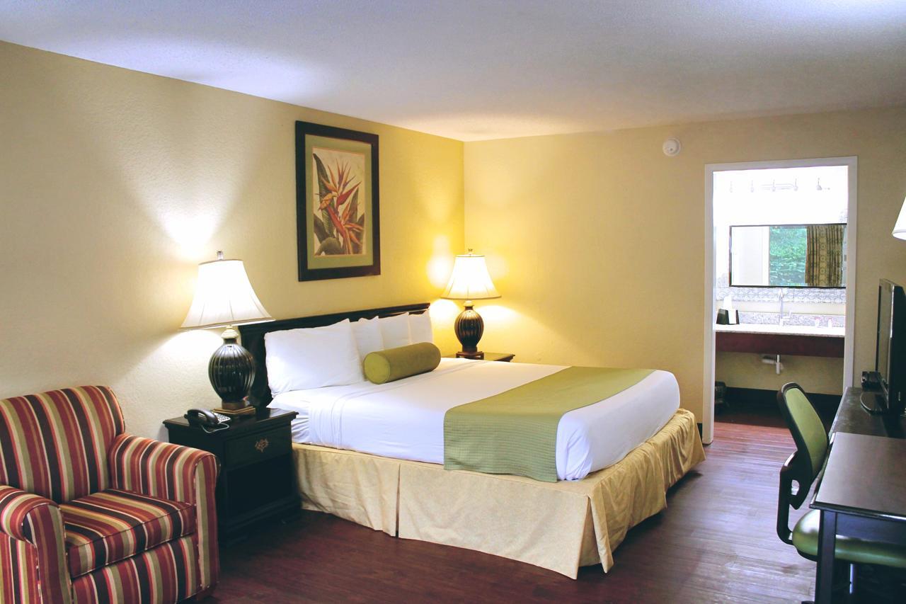 Residence Hub Inn And Suites Marianna Exteriér fotografie